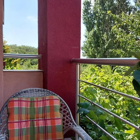 Sunny Houm Apartament Nesebyr