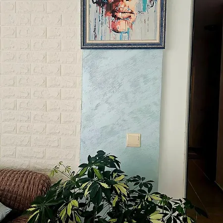 Sunny Houm Apartament *